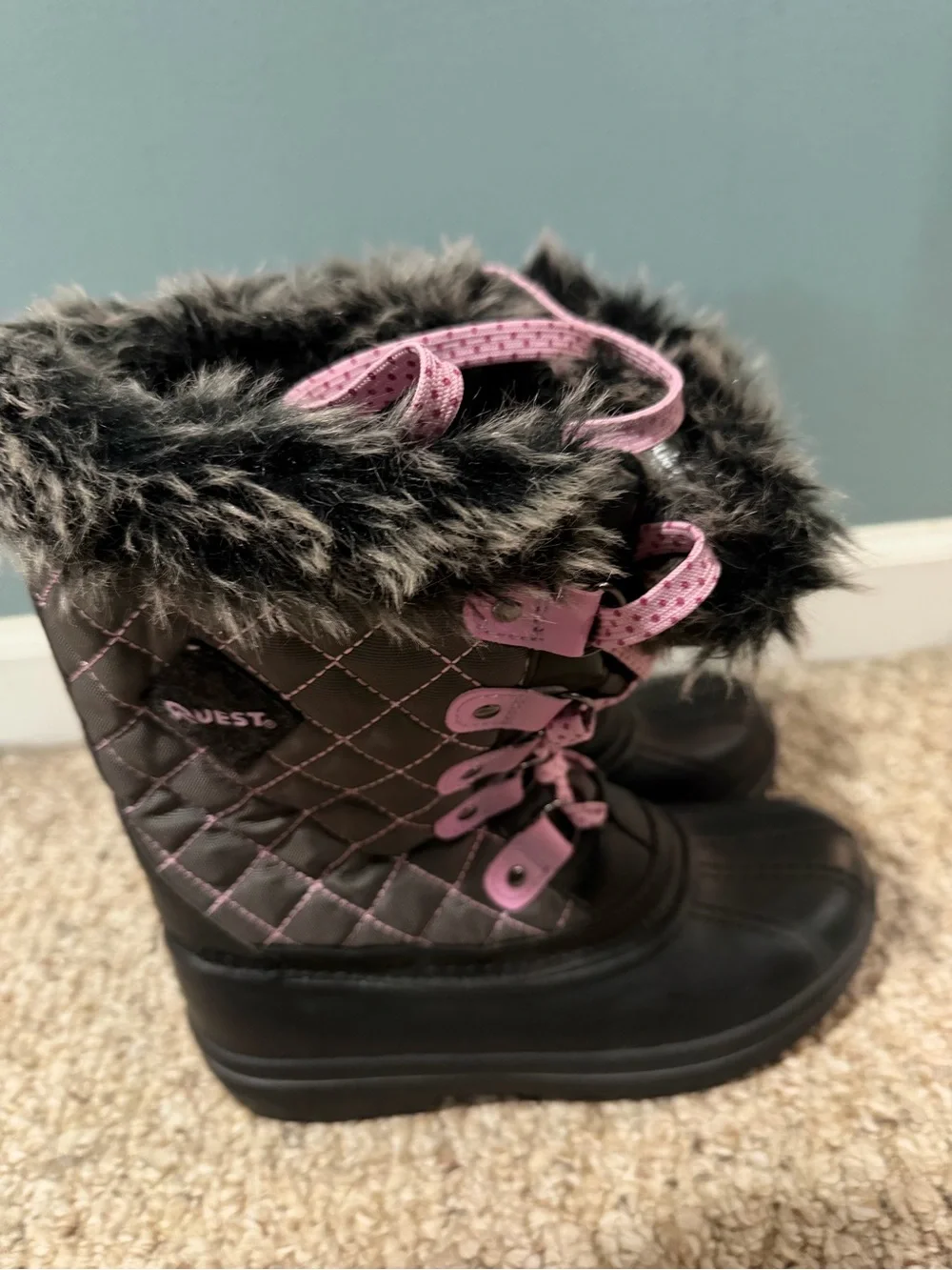 3M Thinsulate Quilted Winter Boots with Faux Fur Trim - Black & Pink